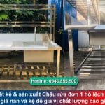 Chậu rửa đơn 1 hố lệch phải có bàn kết hợp giá nan và kệ để gia vị